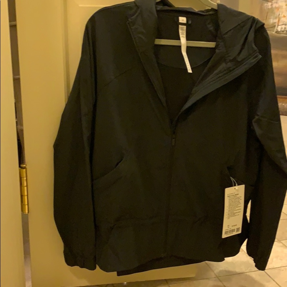 Lululemon pack it up jacket/rain coat